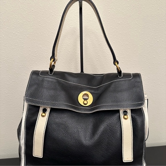 YSL Muse 2 - Picture 1 of 11